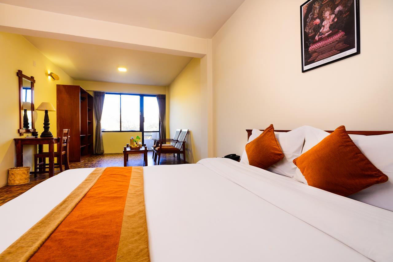 Golden Temple Inn Kathmandu Exterior photo