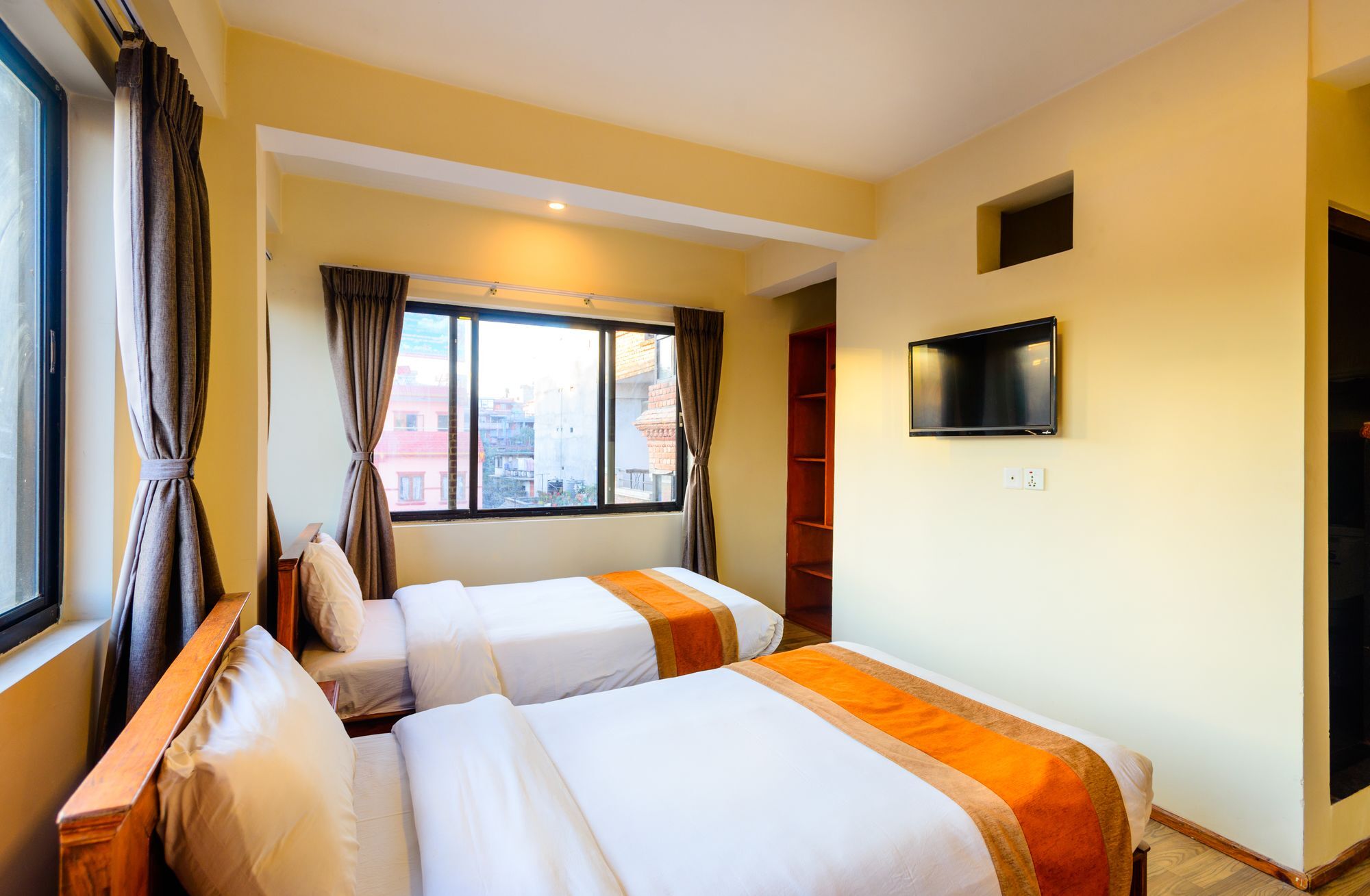 Golden Temple Inn Kathmandu Exterior photo